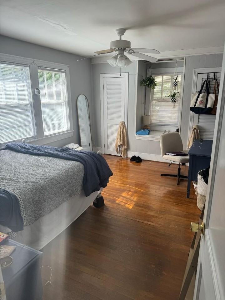 111 N Eastern St - Photo 2 of 12