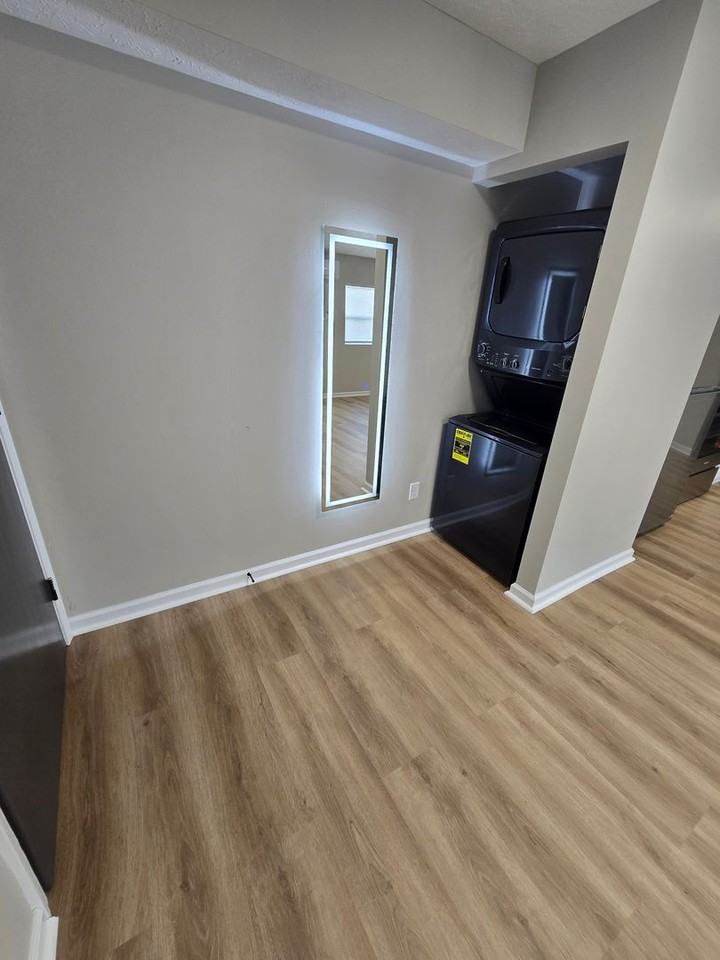 261 E Southern Ave #261-10 - Photo 7 of 11