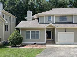 featured image of 202 Columbia Pl W