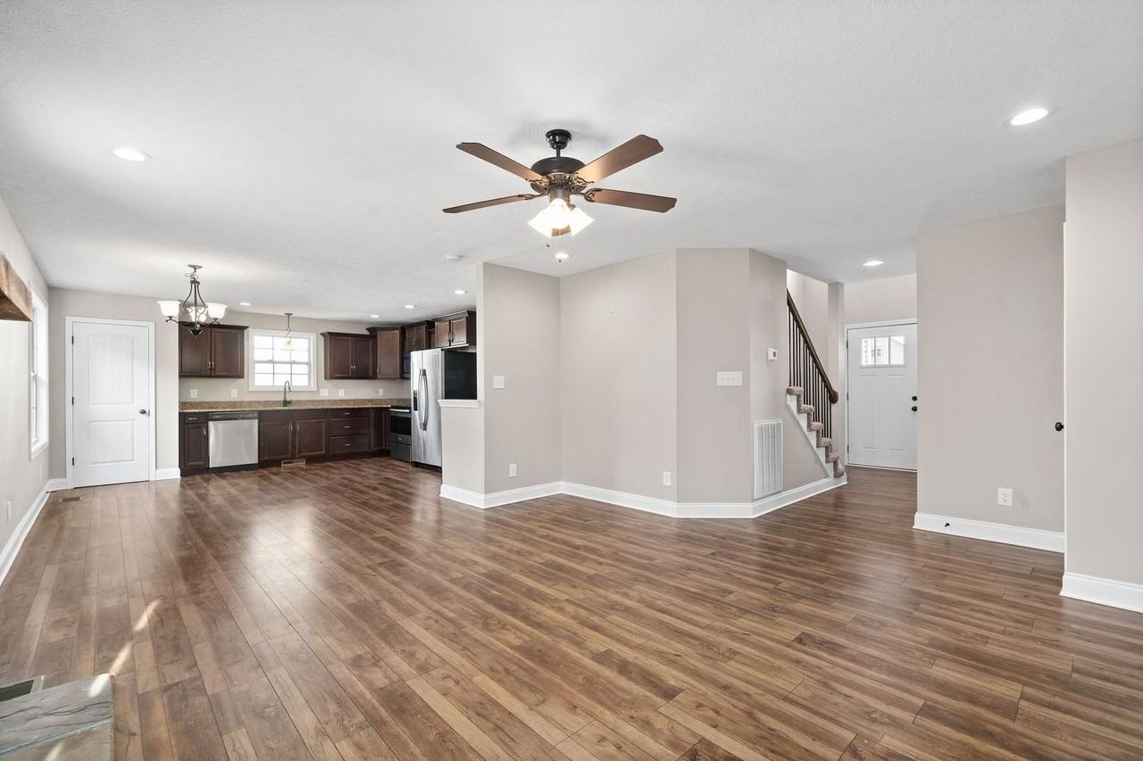 1709 Rains Rd - Photo 7 of 25