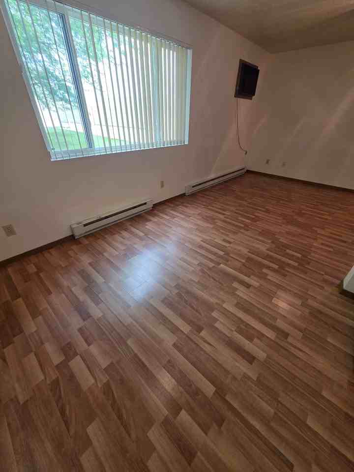 Ridgeview 1075 4th Street NE - Photo 2 of 4