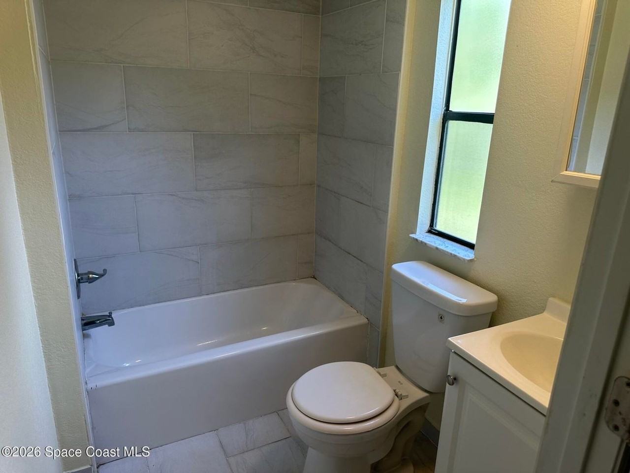 4810 Lake Michigan Ave - Photo 6 of 16