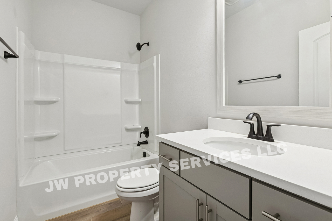 44208 Huntley Rd - Photo 7 of 13