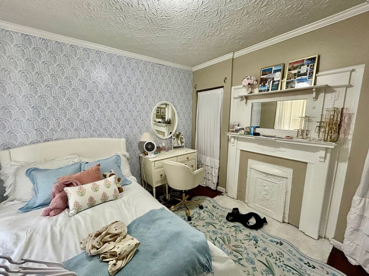 332 Lafayette Ave - Photo 3 of 12