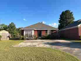 7525 Muirfield Loop - Photo 1 of 1