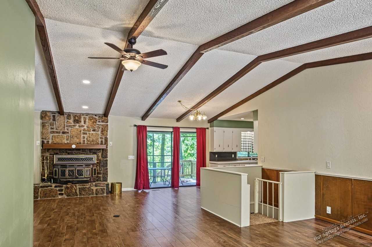 68 Sierra Dr - Photo 6 of 40