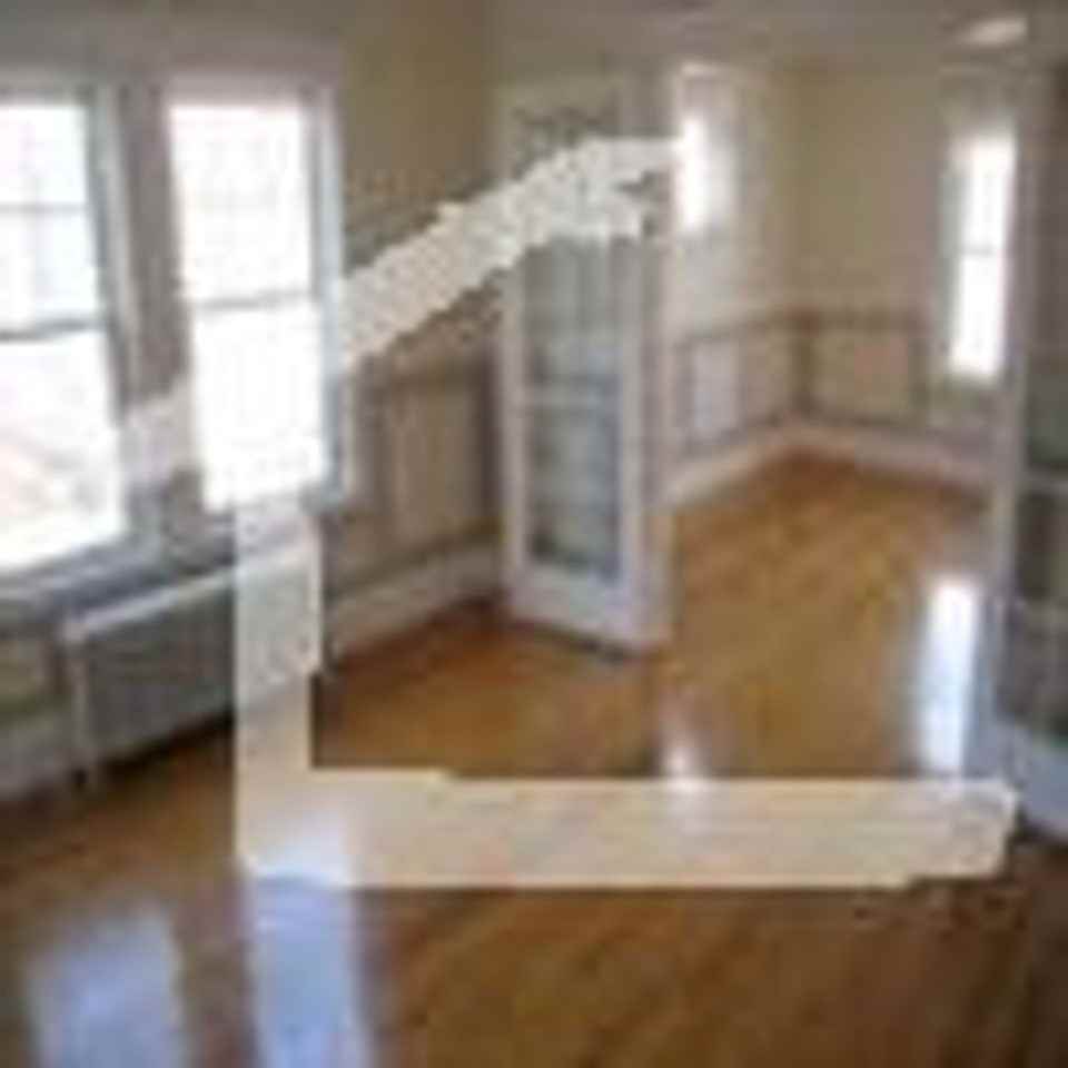 70 Union St - Photo 4 of 26