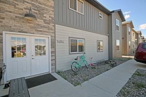 featured image of 1404 Windsor Dr