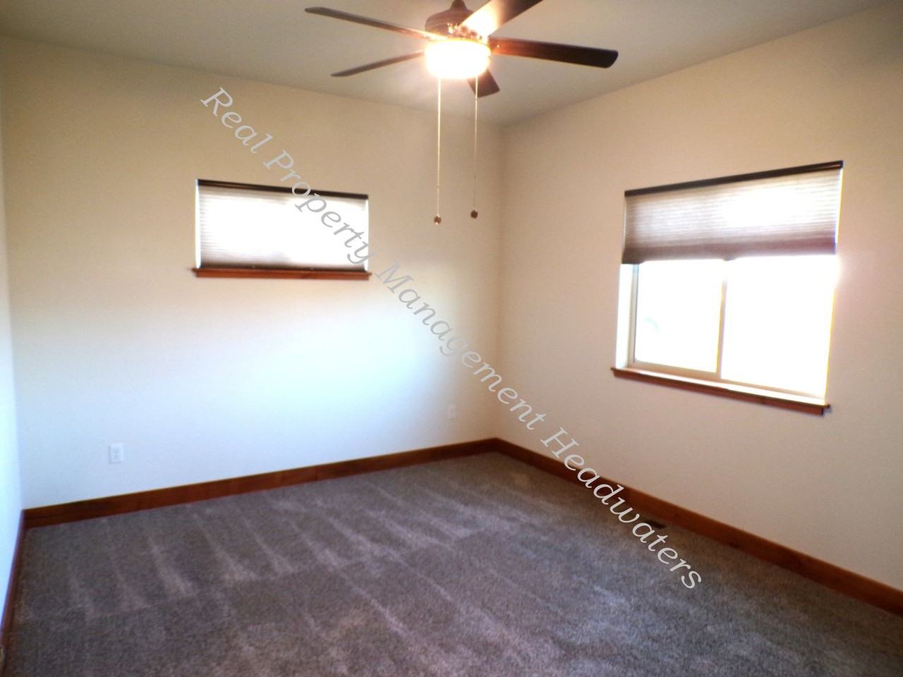428 I St - Photo 7 of 21