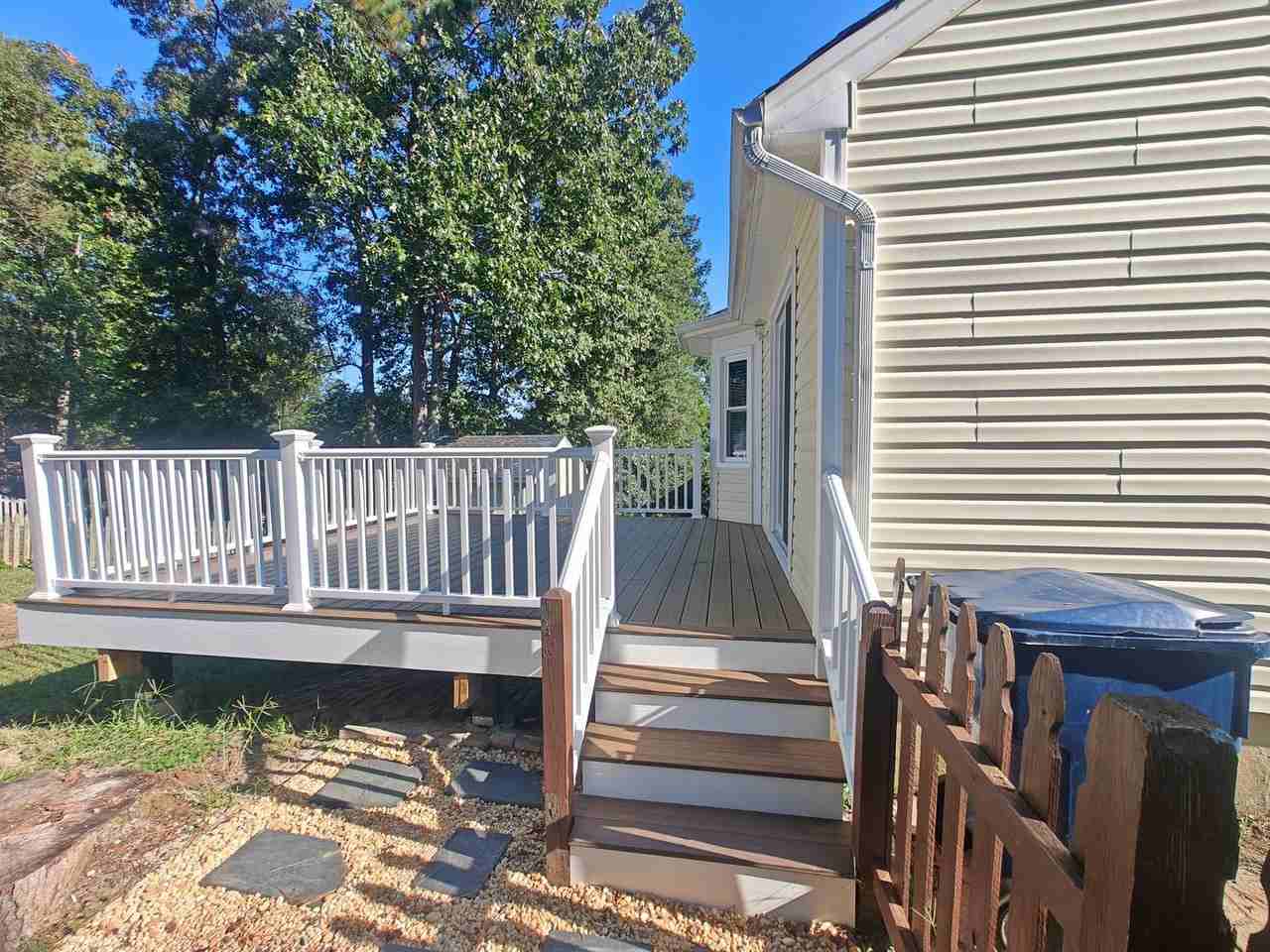 8201 Skirmish Ln - Photo 3 of 24