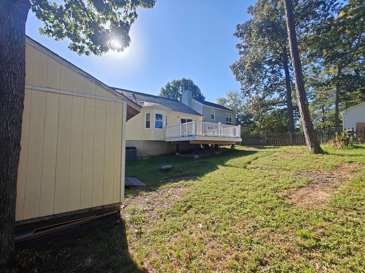 8201 Skirmish Ln - Photo 5 of 24