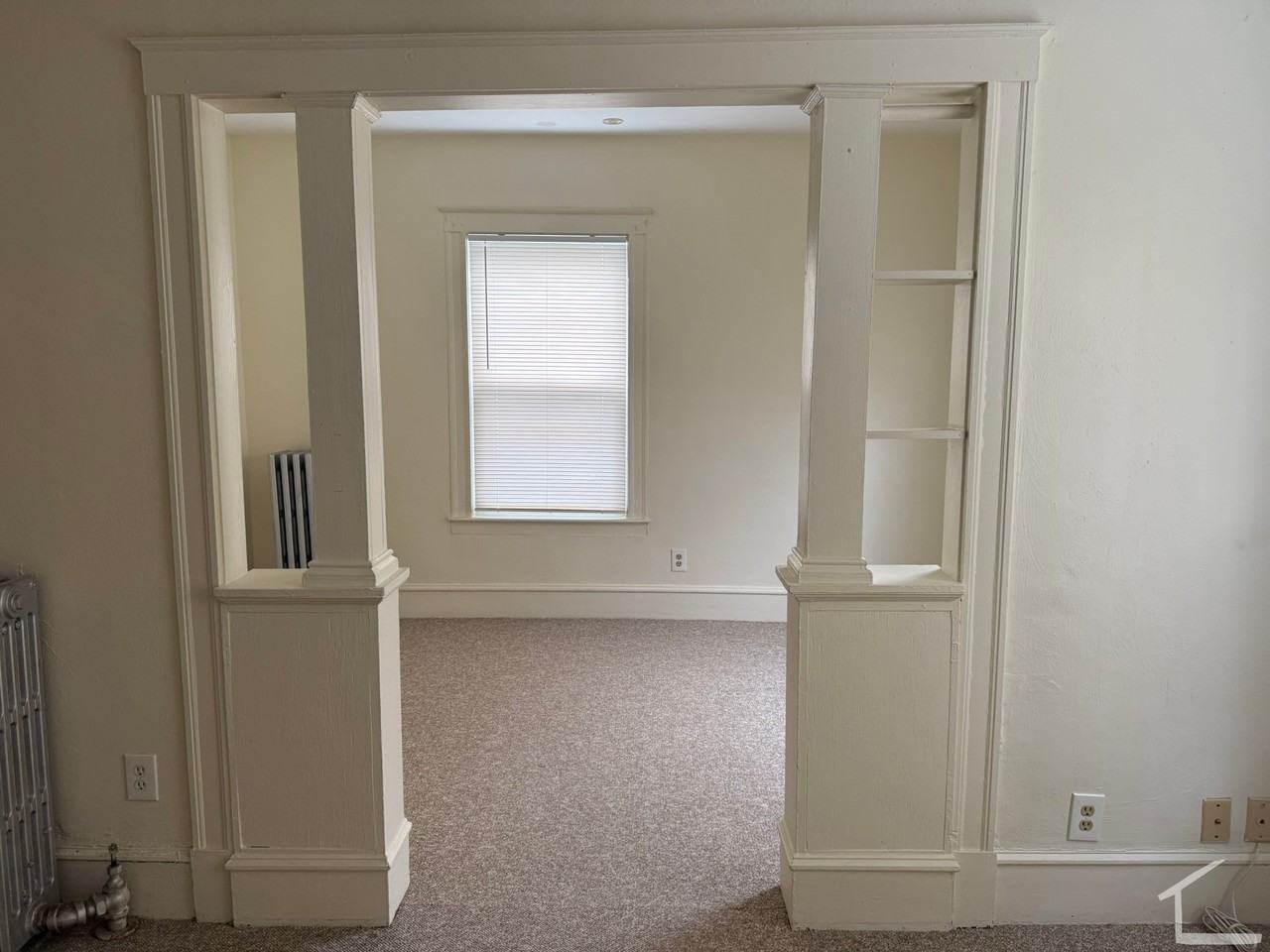 Crescent St #6 - Photo 4 of 11