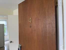 featured image of Crescent St #4