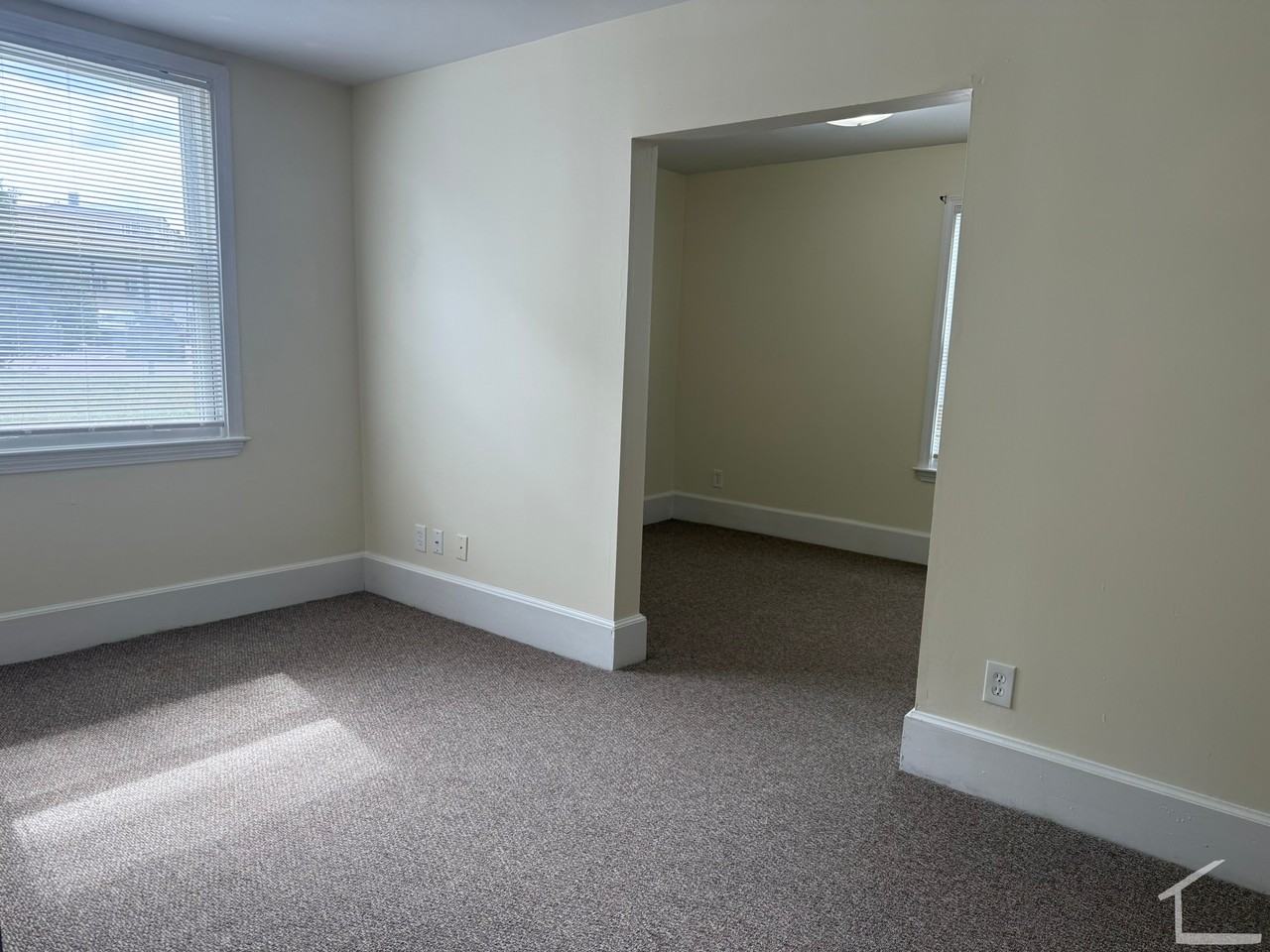Crescent St #4 - Photo 2 of 15