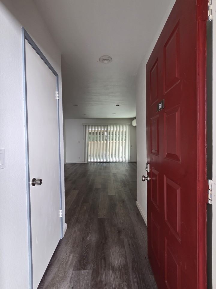 2201 Monroe St #301 - Photo 2 of 22