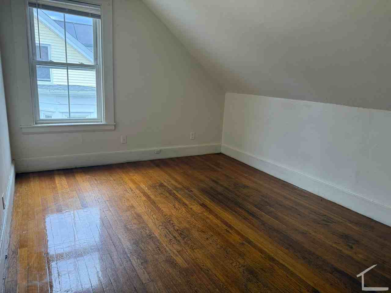 Robbins St #3 - Photo 3 of 9
