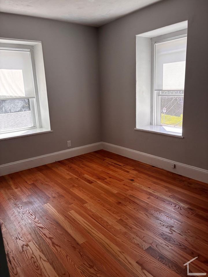 Bigelow St #2 - Photo 5 of 17