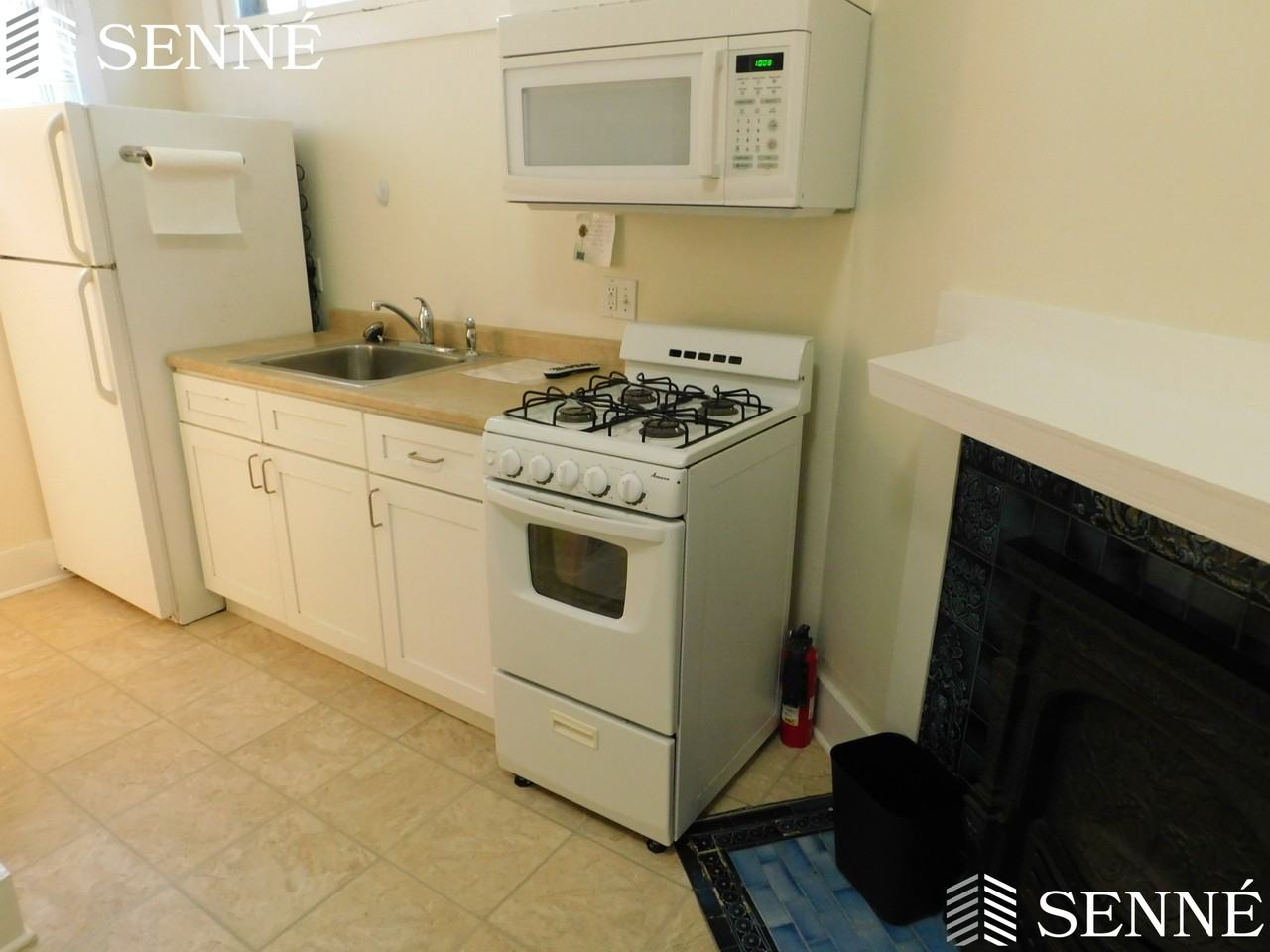 49 Garfield St #2 - Photo 4 of 8