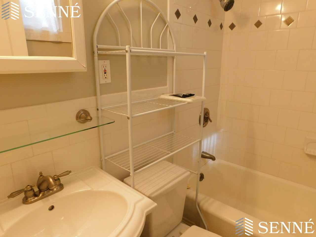 49 Garfield St #2 - Photo 7 of 8