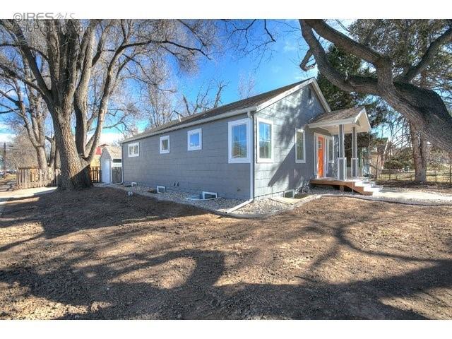 242 N Sherwood St - Photo 3 of 26