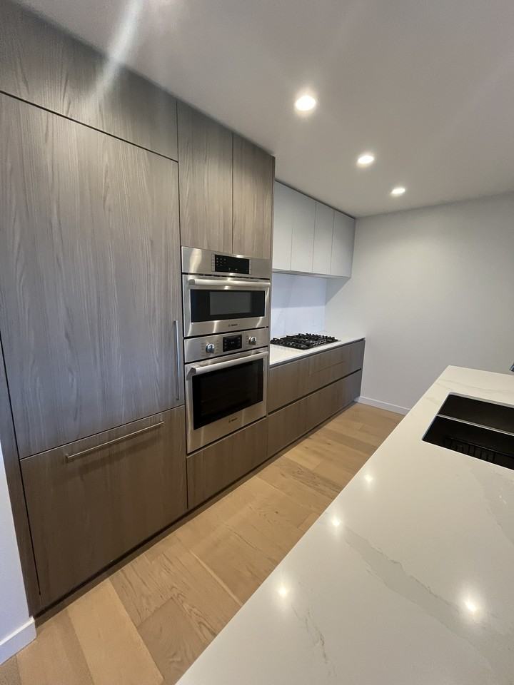 2000 Hannington Road #1112 - Photo 4 of 16