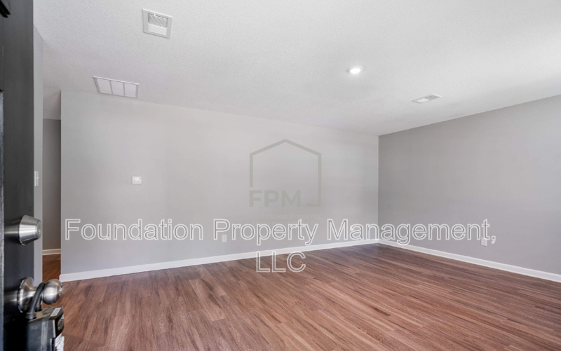 4069 New Willow Rd - Photo 4 of 13