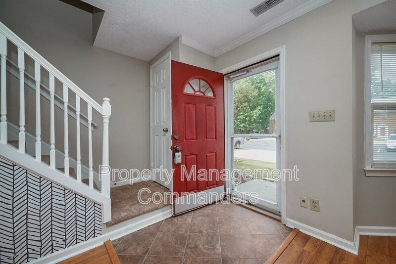 117 Kingsbridge Ln - Photo 3 of 27