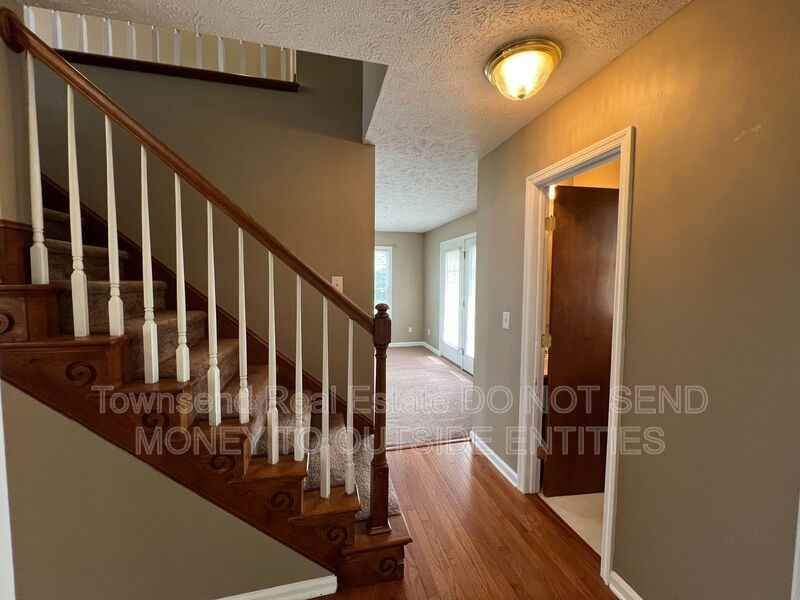 155 Saunders Ct - Photo 6 of 18