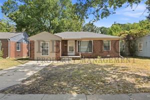 featured image of 1752 N Old Manor Rd