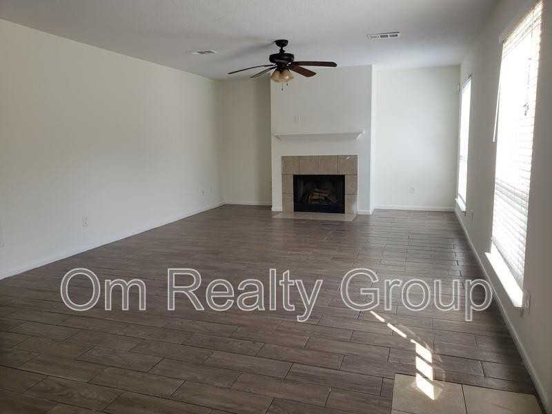 6655 Stonefort Ct - Photo 2 of 18