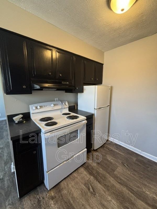 7320 Six Mile Ln #4 - Photo 6 of 21