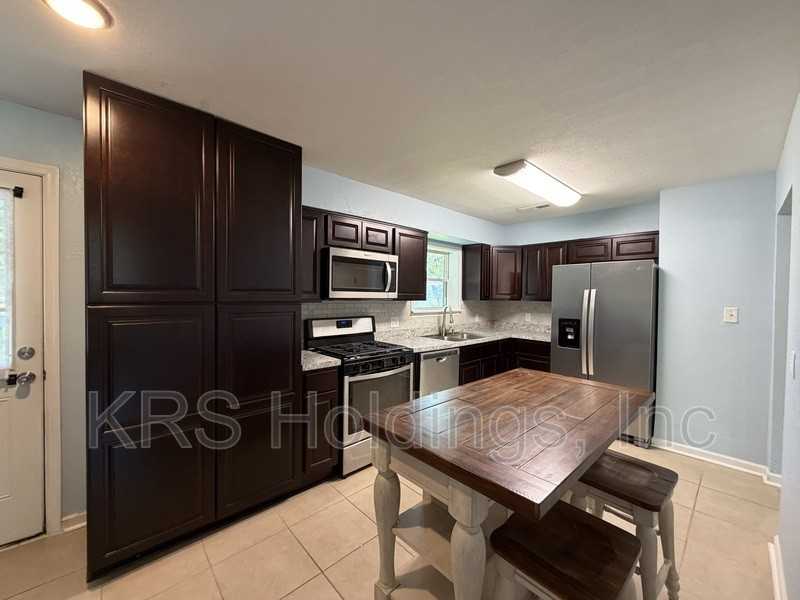 3944 Port Rd - Photo 4 of 14