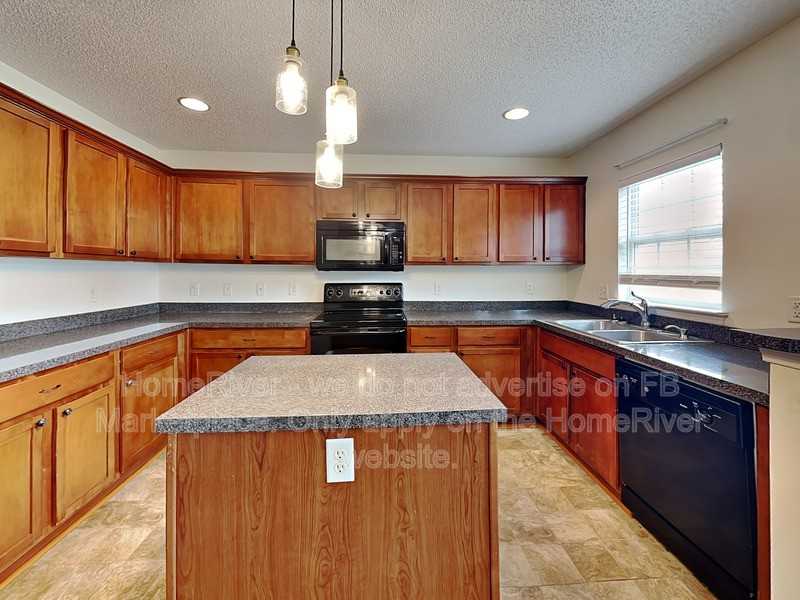 409 Richmond Farm Ct - Photo 4 of 26
