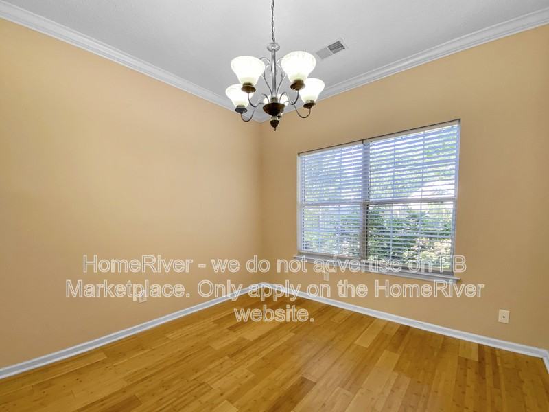 109 Rockdale Ln - Photo 5 of 20