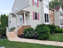 469 Woodstock Ln - Photo 1 of 1