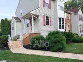 469 Woodstock Ln - Photo 1 of 1
