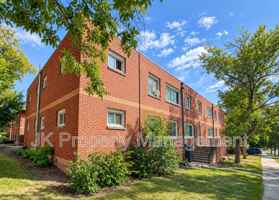 featured image of 205 11th St S #01