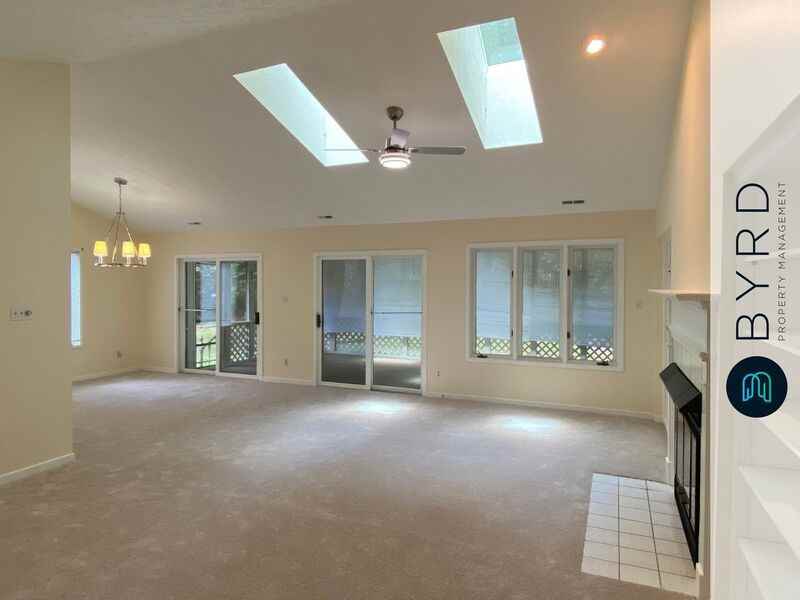14302 Regatta Pointe Rd - Photo 6 of 24