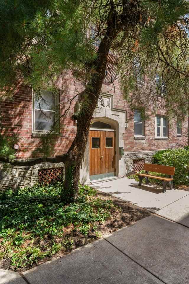 Metropolitan Narberth Hall - Photo 4 of 50