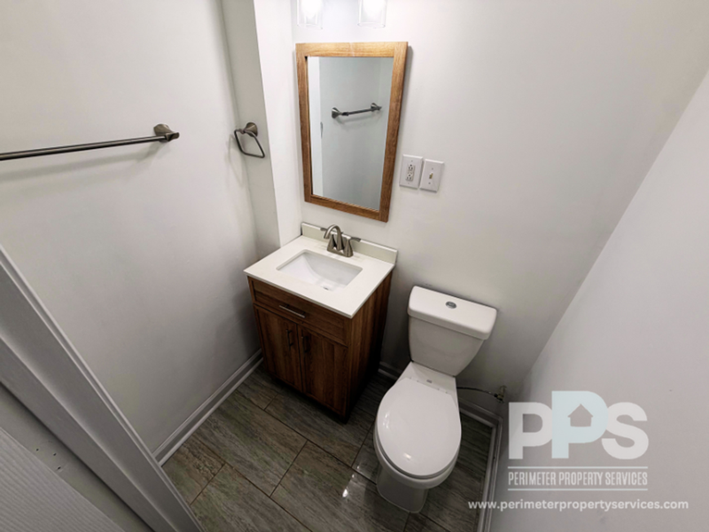 5544 Lakeside Dr - Photo 5 of 15