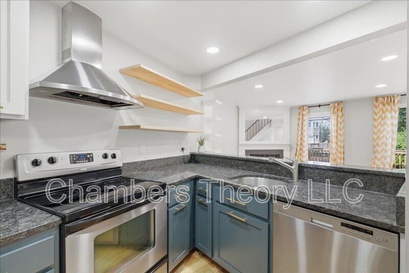 11222 Silentwood Ln - Photo 6 of 37