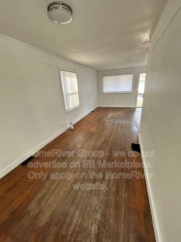 420 Caithness Rd - Photo 2 of 11