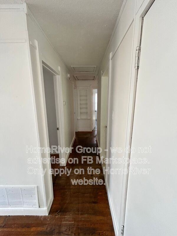420 Caithness Rd - Photo 3 of 11