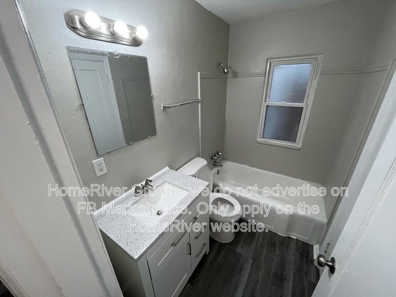 8014 Patterson Dr - Photo 4 of 16