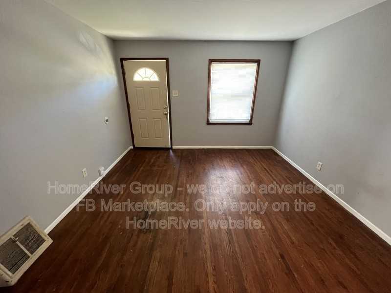 305 Lancashire Rd - Photo 5 of 18