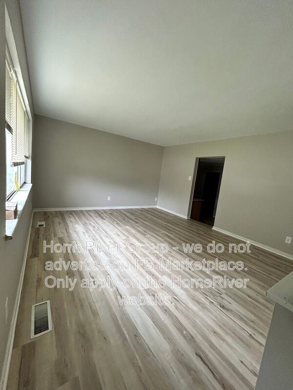 8949 Huiskamp Ave - Photo 3 of 11