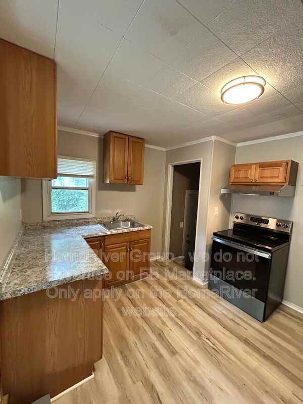 8949 Huiskamp Ave - Photo 6 of 11