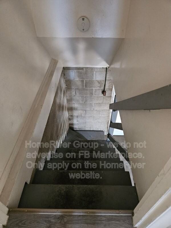 10116 Cloverdale Dr - Photo 2 of 22
