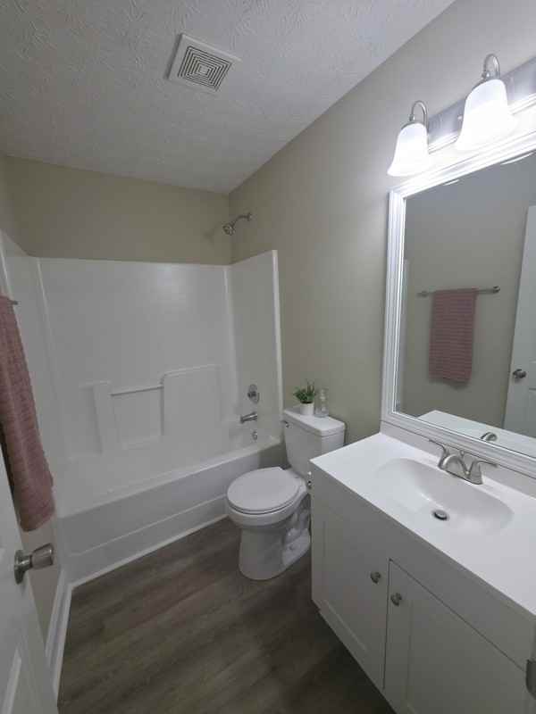 217 Westchester Cir - Photo 7 of 14
