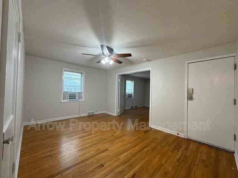1515 S 11th St #3 - Photo 3 of 18